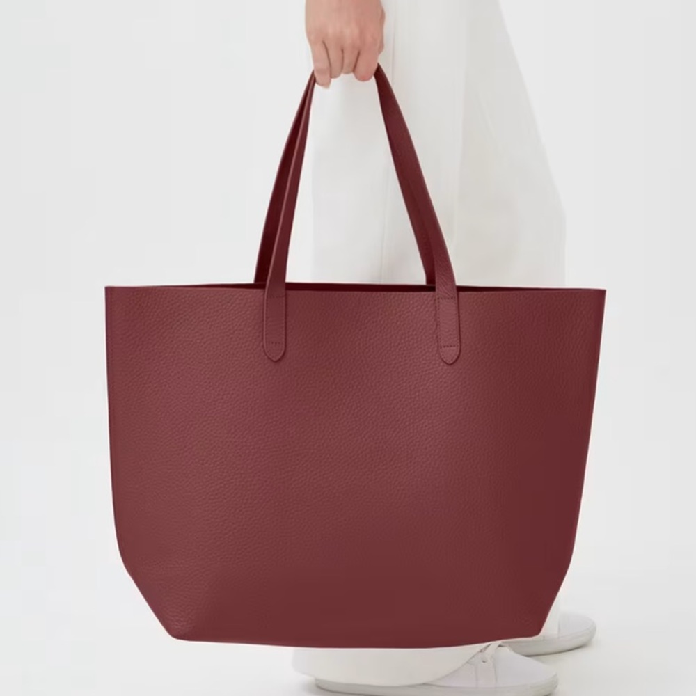 Cuyana Classic Tote Merlot
